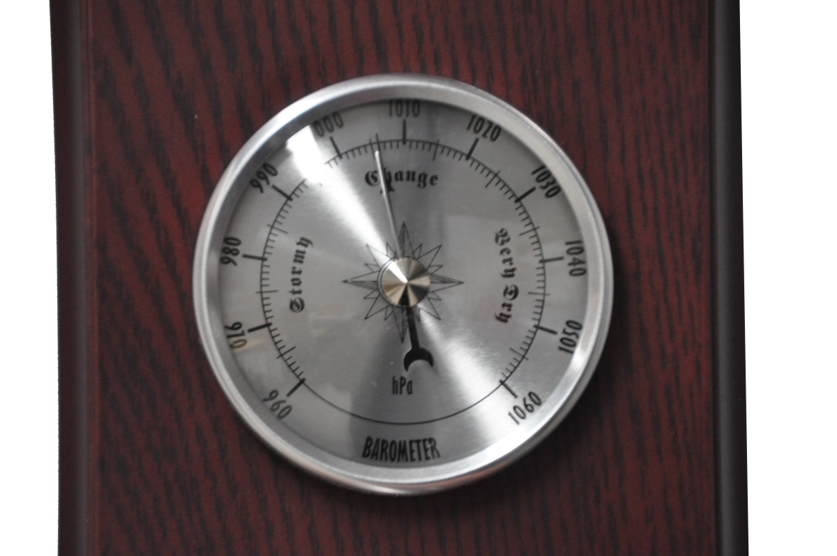 Weather Station 3 in 1 (Clock/Barometer/Thermometer)